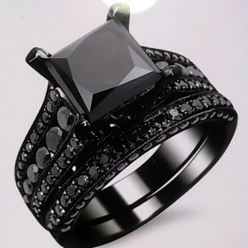 NEW 18K BLACK SAPHIRE STERLING SILVER RING